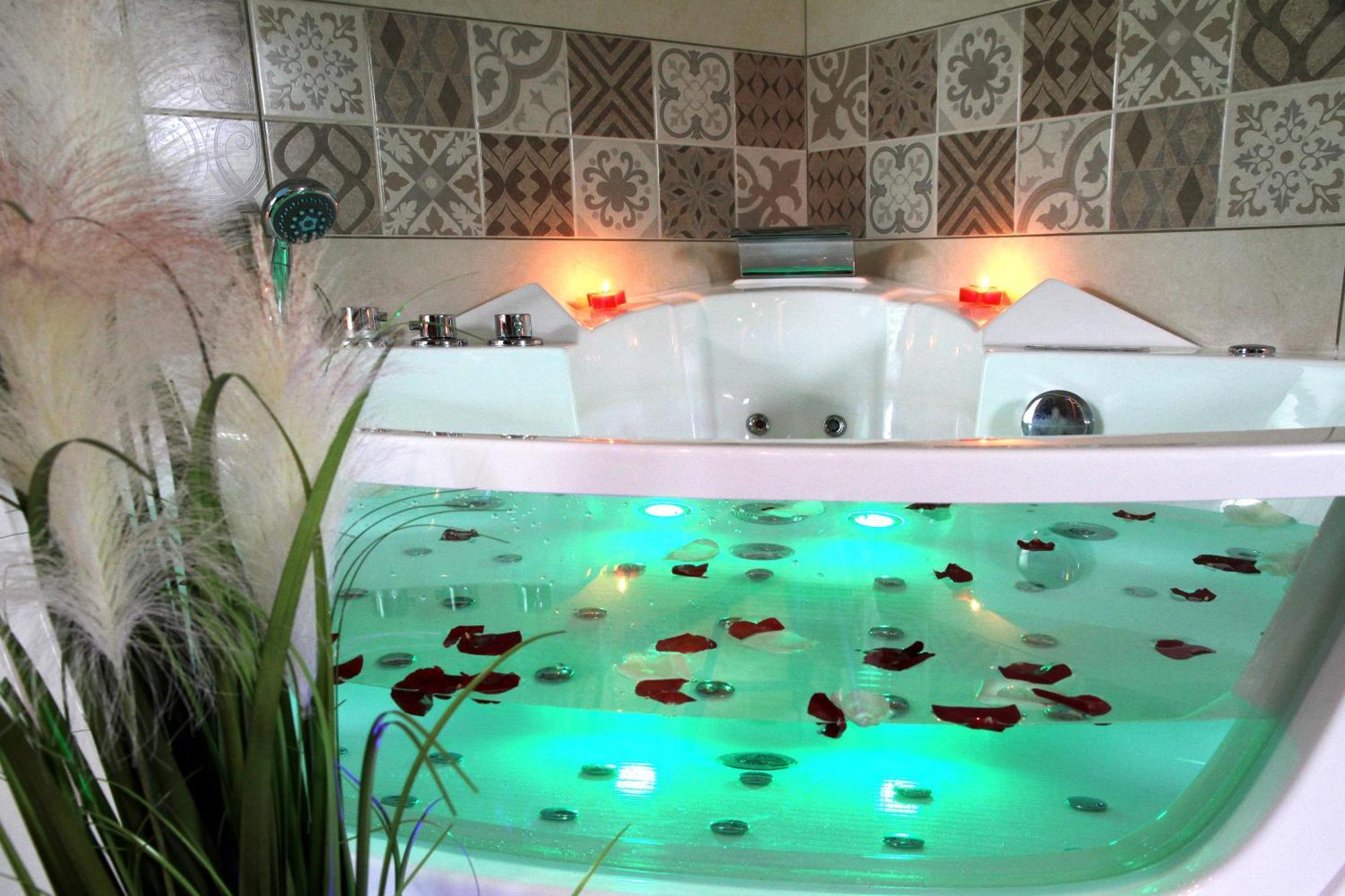 Green Spa Sauna Balneo Centre Ажен Экстерьер фото